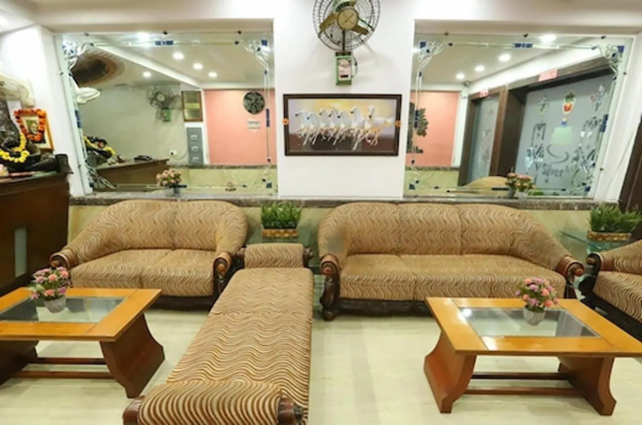 Hotel Silver Arc - Karol Bagh New Delhi